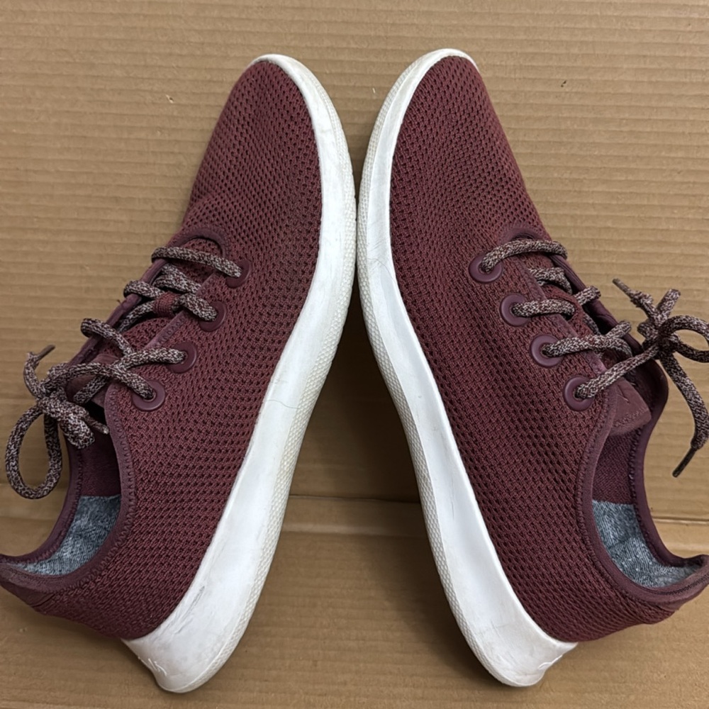 Sz 10 ALLBIRDS WOMENS WOOL RUNNERS WALK SHOES BOTANIC RED COLOR